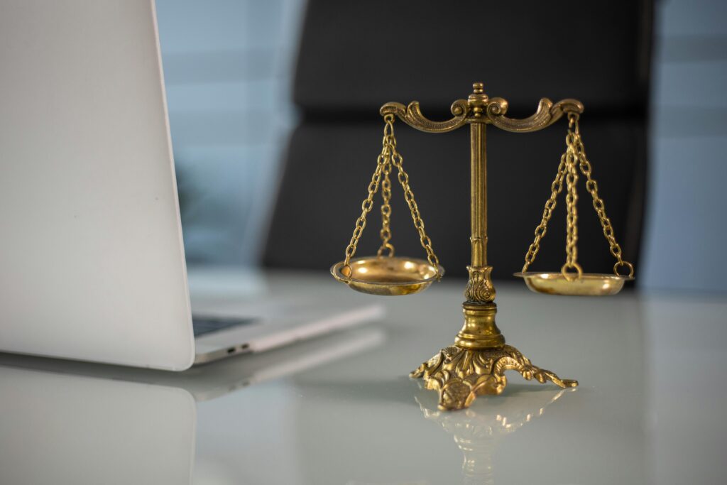 How Law-Related Businesses Can Make Use of a Personal Injury Attorneys Email List